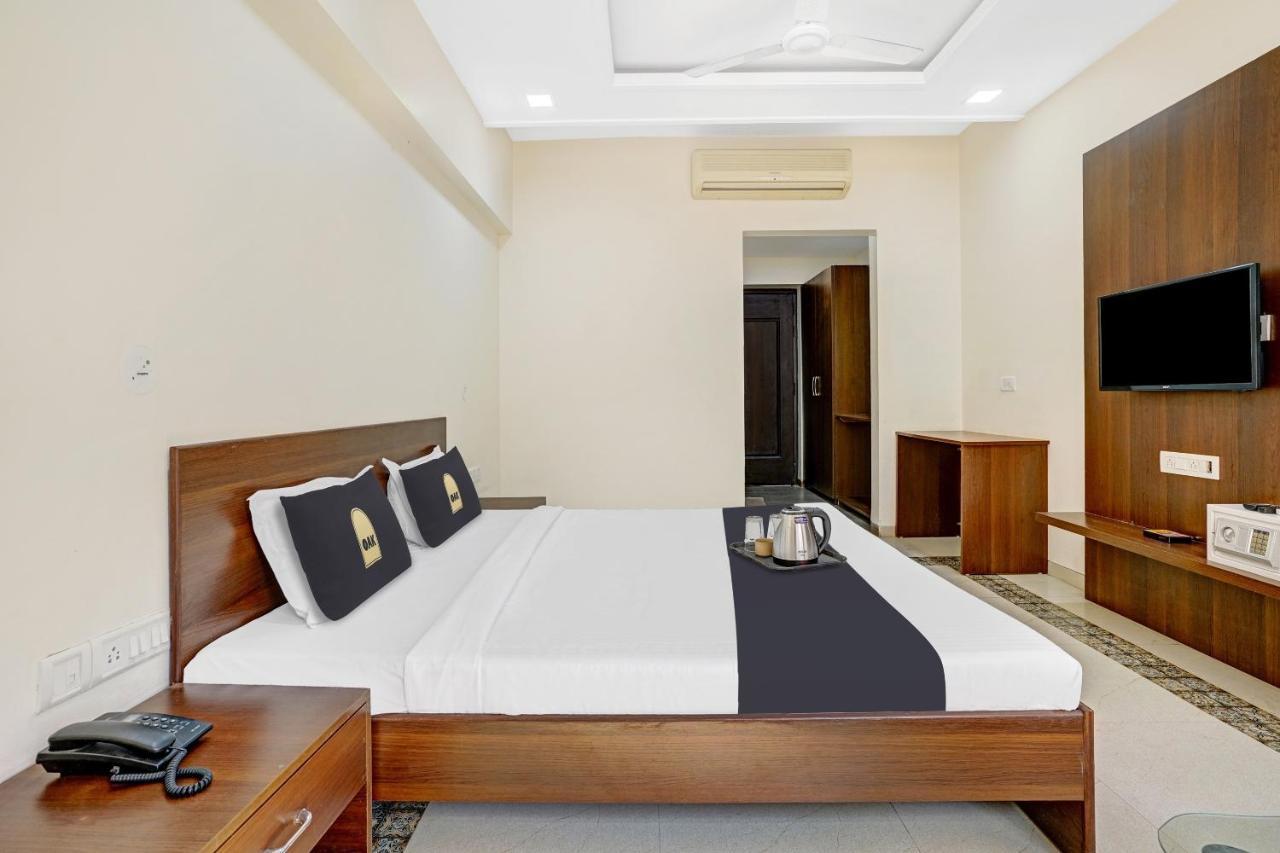 Townhouse Oak Hotel Rama ナーシク エクステリア 写真