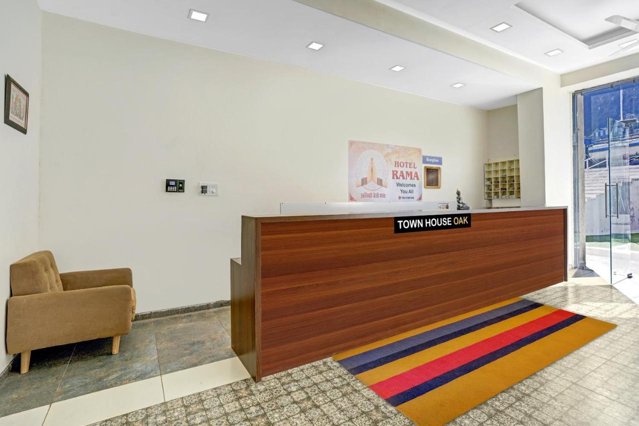 Townhouse Oak Hotel Rama ナーシク エクステリア 写真